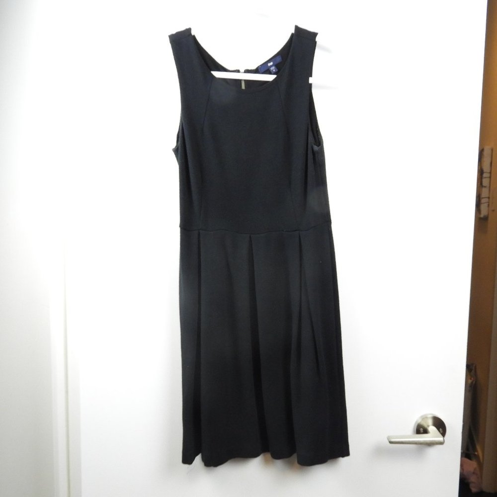 Gap Black Sleeveless Dress